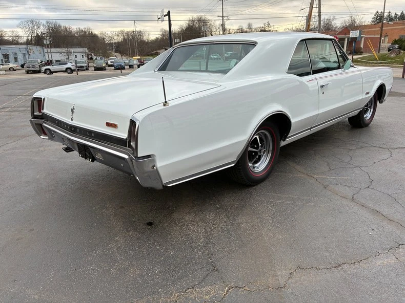 1967 Oldsmobile 442 1st Gen - Image 4 of 15
