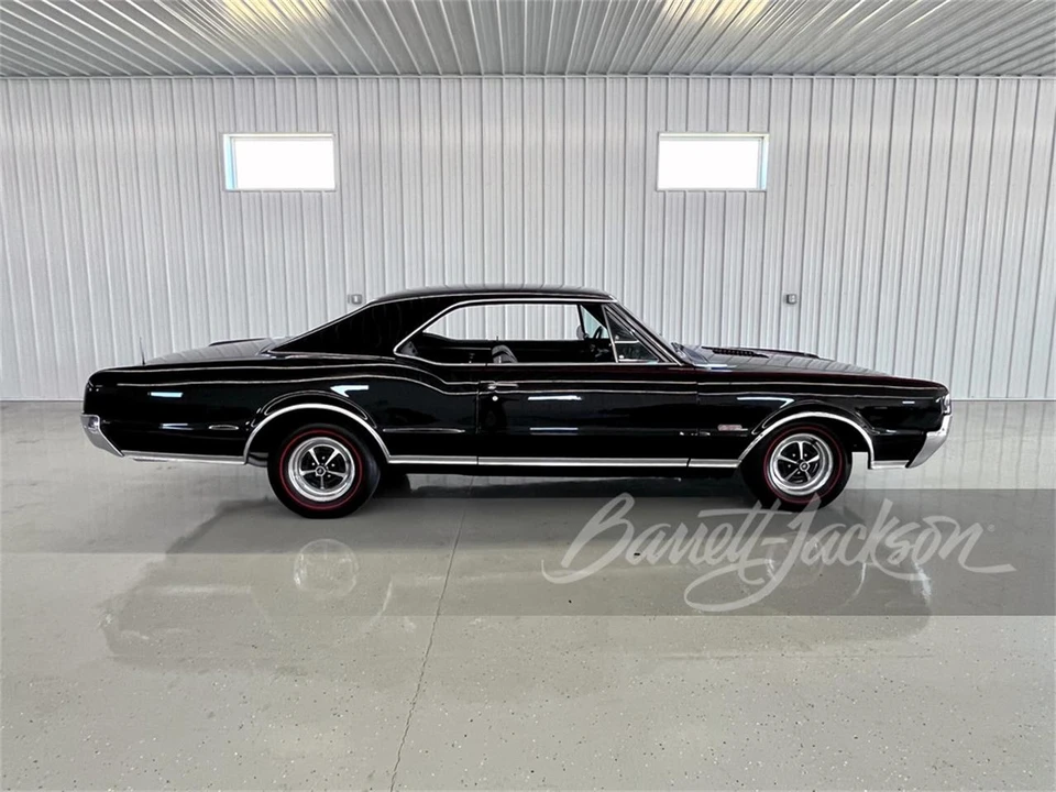 1967 Oldsmobile 442 1st Gen - Image 2 of 5