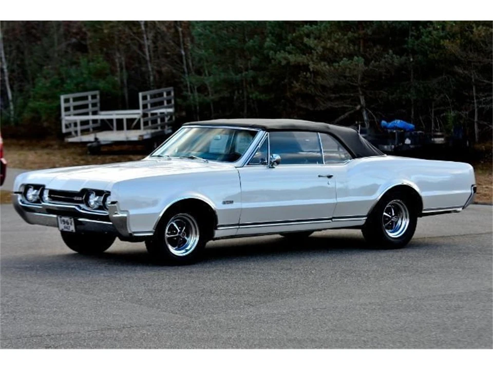 1967 Oldsmobile 442 1st Gen - Image 13 of 31