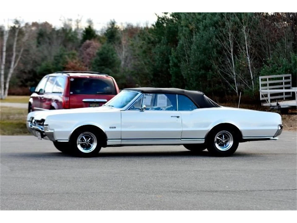 1967 Oldsmobile 442 1st Gen - Image 8 of 31