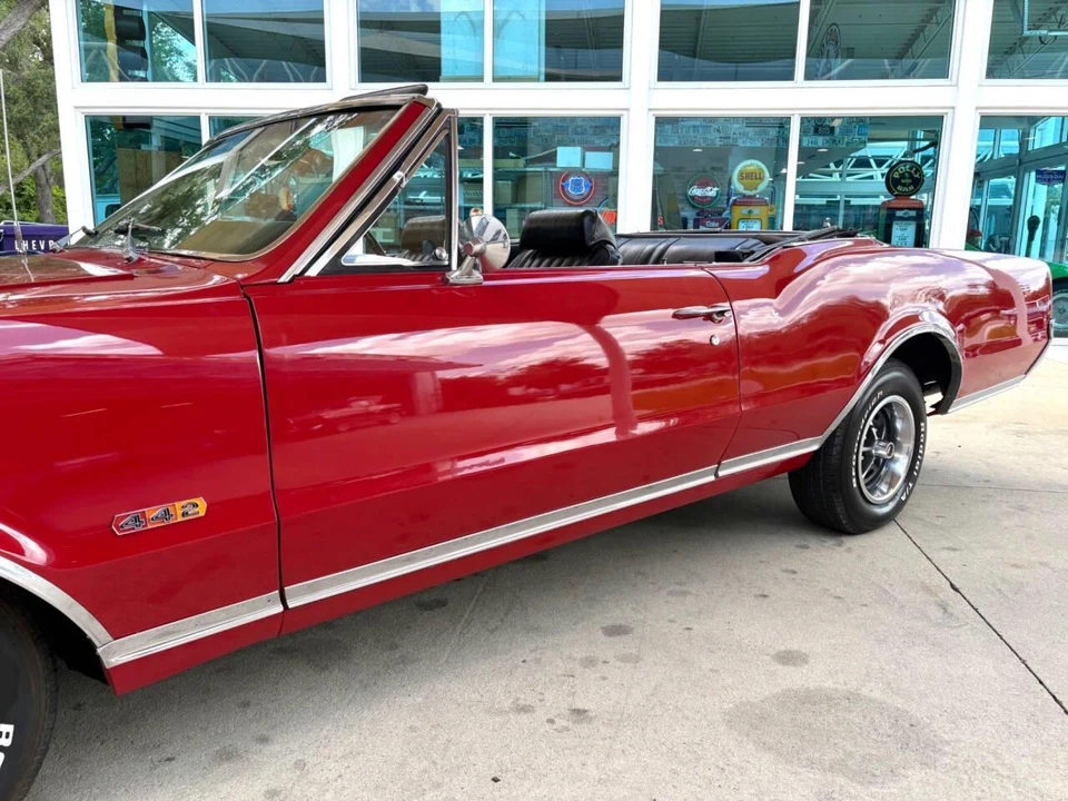 1967 Oldsmobile 442 1st Gen - Image 13 of 31