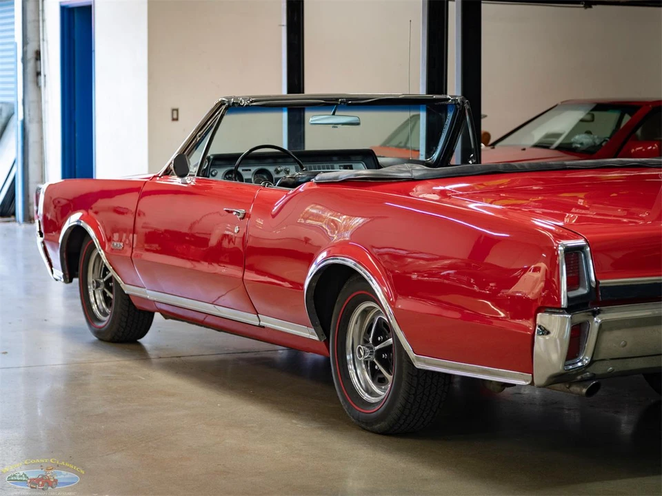1967 Oldsmobile 442 1st Gen - Image 22 of 31