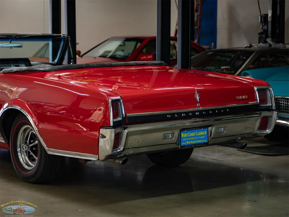 1967 Oldsmobile 442 1st Gen - Image 23 of 31