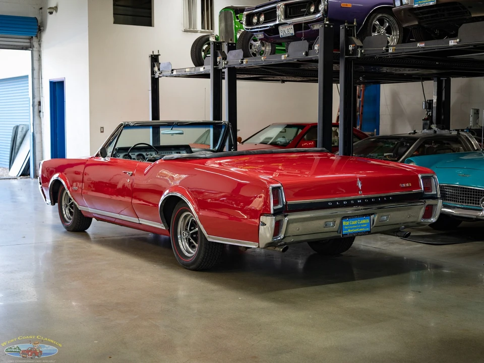 1967 Oldsmobile 442 1st Gen - Image 22 of 31