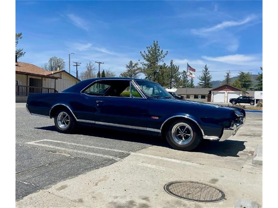 1967 Oldsmobile 442 1st Gen - Image 5 of 16