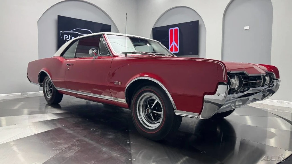 1967 Oldsmobile 442 1st Gen - Image 11 of 21