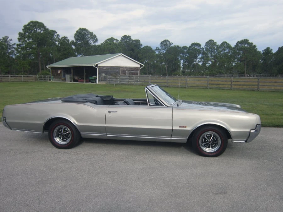1967 Oldsmobile 442 1st Gen - Image 5 of 5