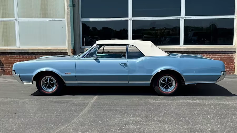 1967 Oldsmobile 442 1st Gen - Image 2 of 19