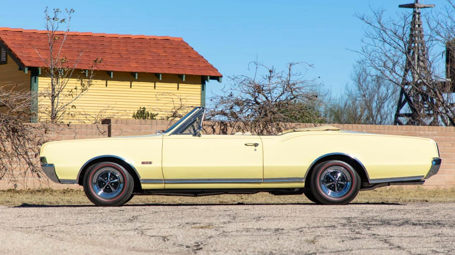 1967 Oldsmobile 442 1st Gen - Image 2 of 12