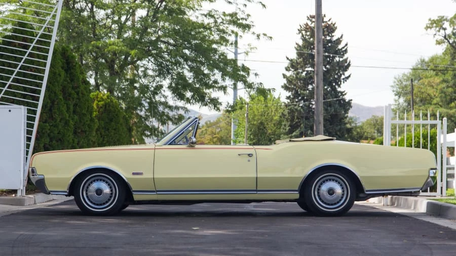 1967 Oldsmobile 442 1st Gen - Image 2 of 12