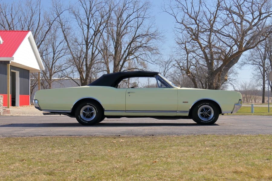 1967 Oldsmobile 442 1st Gen - Image 2 of 31