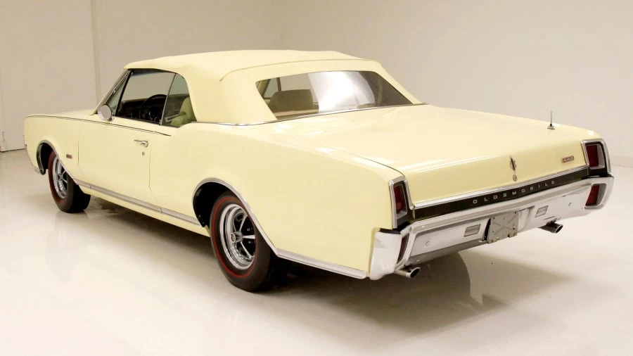1967 Oldsmobile 442 1st Gen - Image 25 of 31