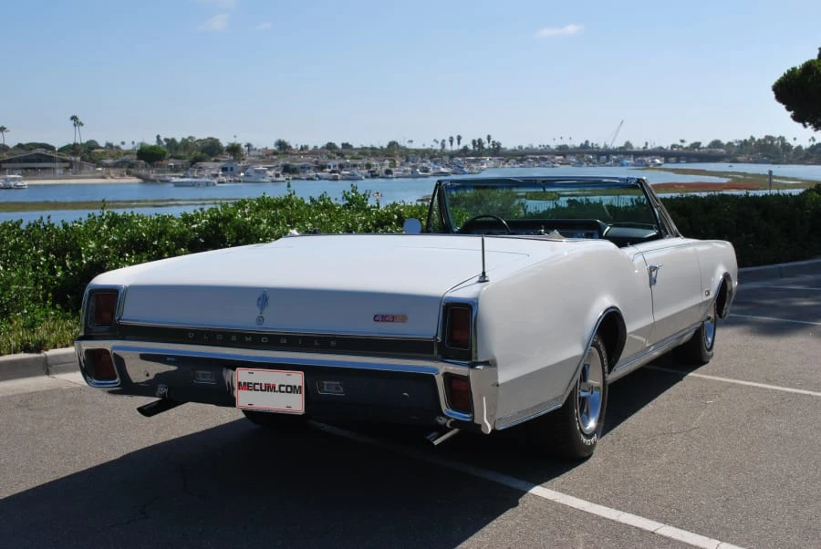1967 Oldsmobile 442 1st Gen - Image 6 of 7