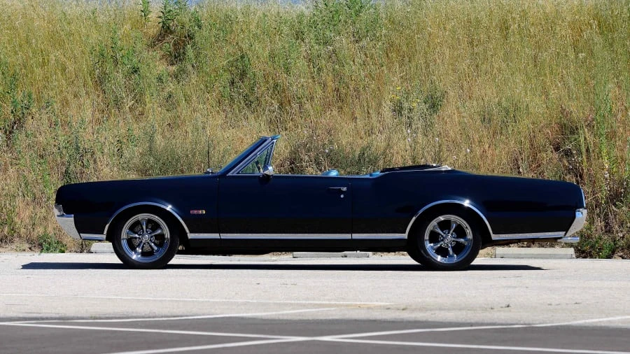 1967 Oldsmobile 442 1st Gen - Image 10 of 12