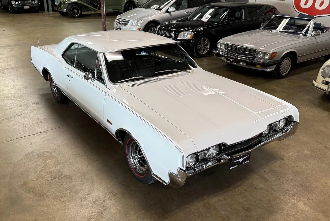1967 Oldsmobile 442 1st Gen - Image 16 of 31