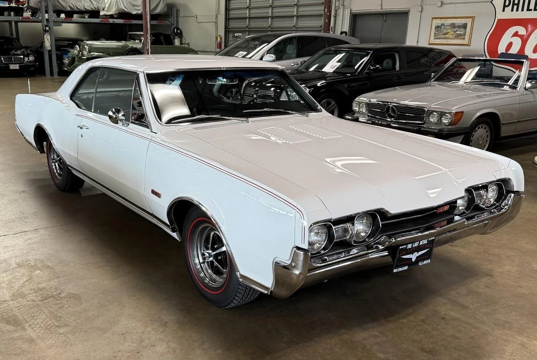 1967 Oldsmobile 442 1st Gen - Image 13 of 31