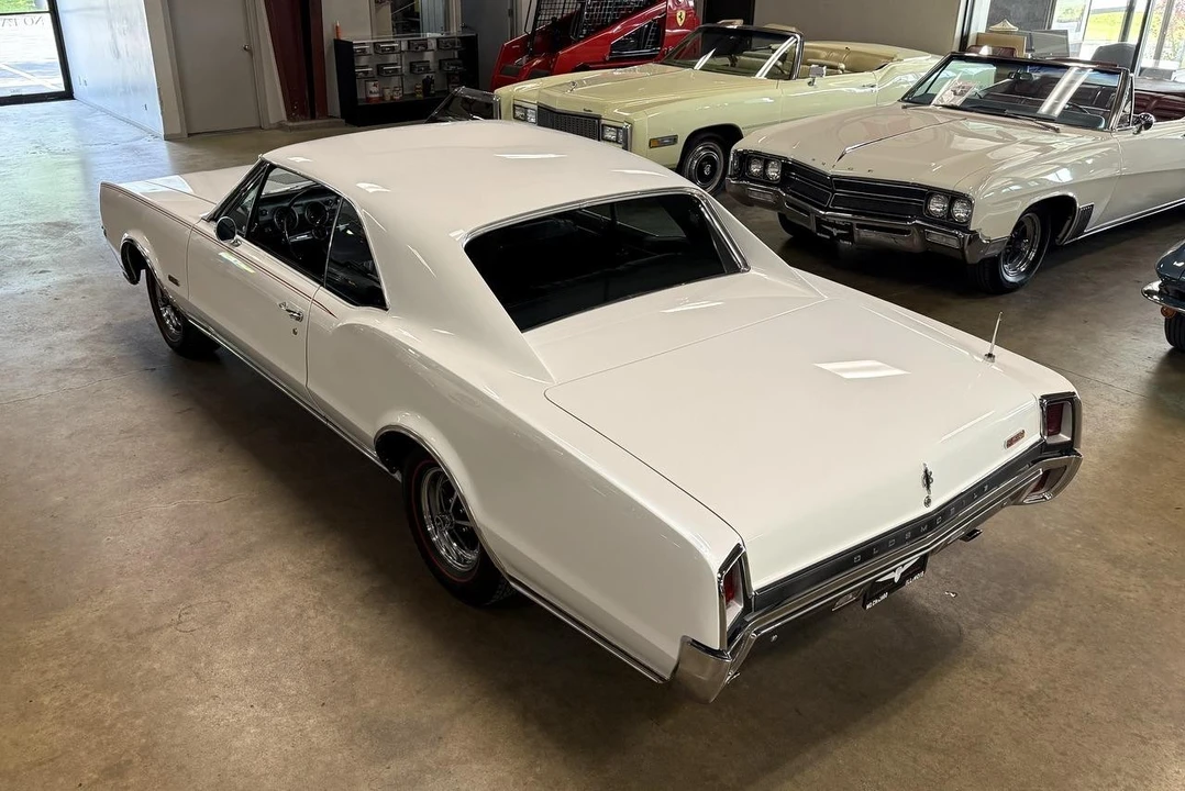 1967 Oldsmobile 442 1st Gen - Image 26 of 31