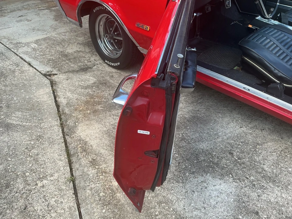 1967 Oldsmobile Cutlass Supreme - Image 15 of 31