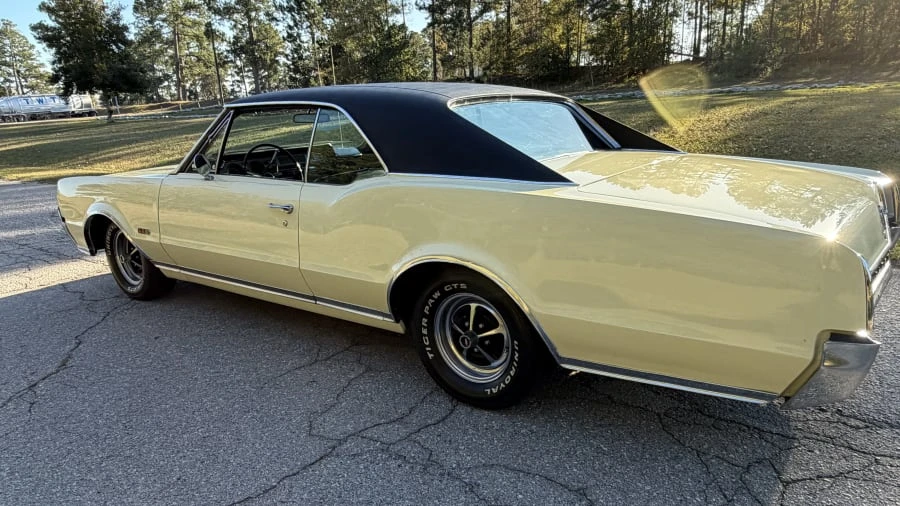 1967 Oldsmobile 442 1st Gen - Image 7 of 16