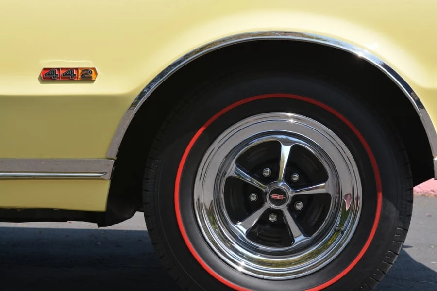 1967 Oldsmobile 442 1st Gen - Image 10 of 12