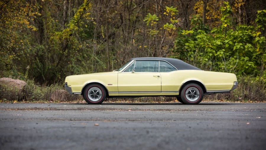 1967 Oldsmobile 442 1st Gen - Image 8 of 12