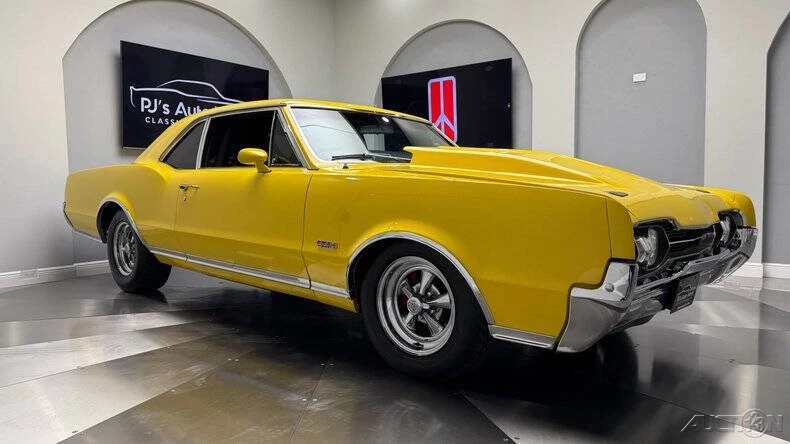1967 Oldsmobile 442 1st Gen - Image 11 of 21