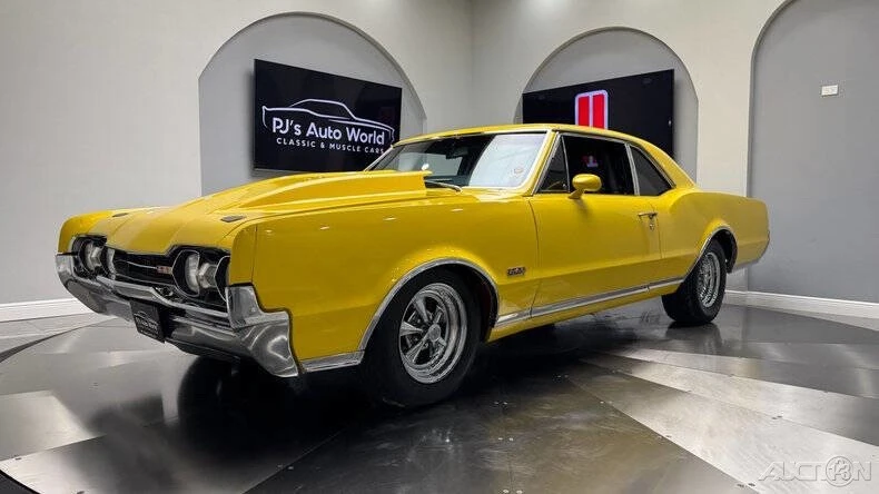1967 Oldsmobile 442 1st Gen - Image 15 of 21