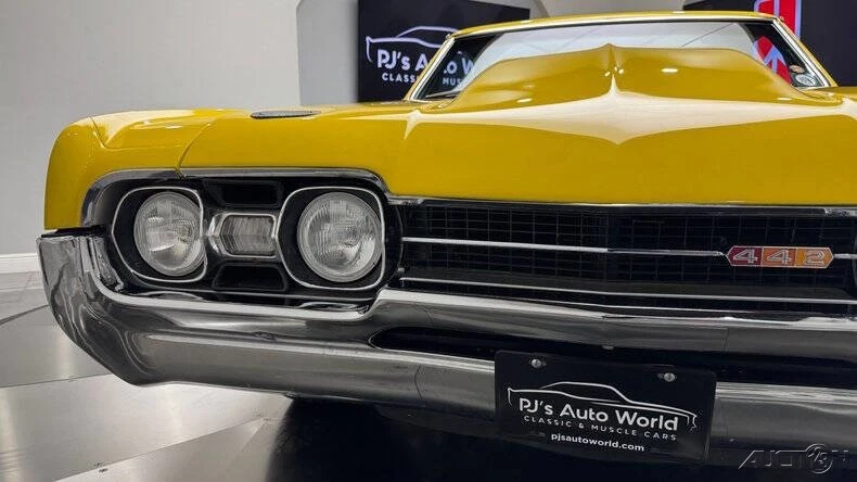 1967 Oldsmobile 442 1st Gen - Image 12 of 21