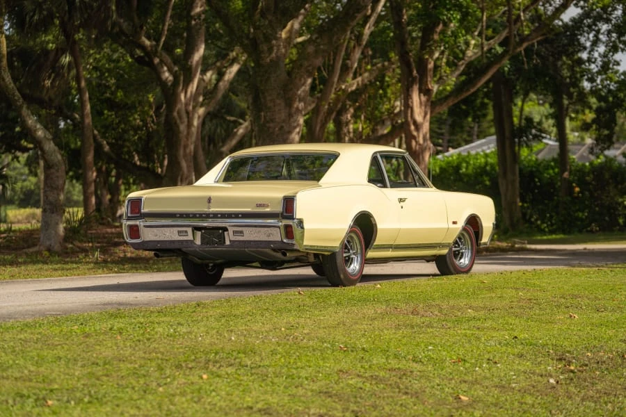 1967 Oldsmobile 442 1st Gen - Image 14 of 31