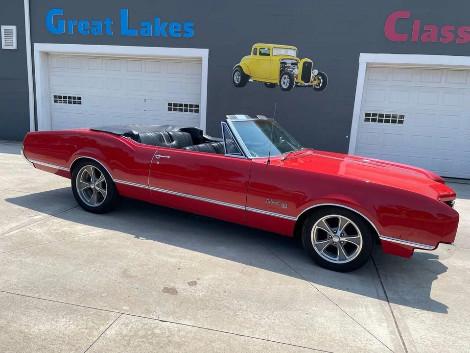 1967 Oldsmobile 88 - Image 11 of 31