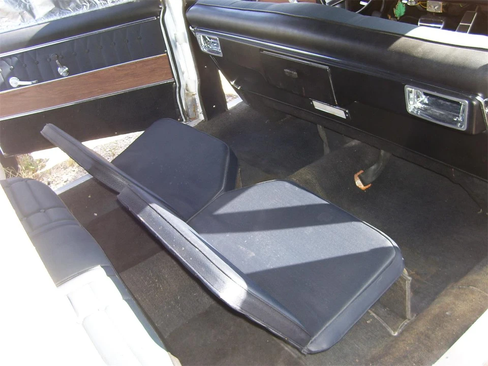 1967 Oldsmobile 98 - Image 9 of 14