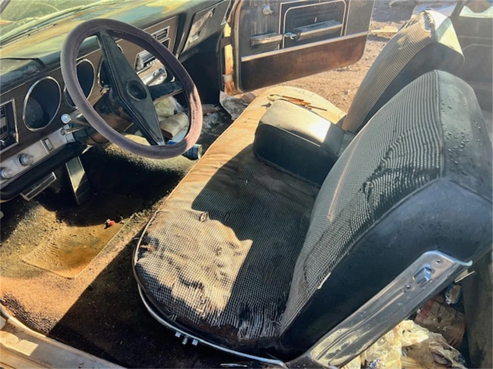 1967 Oldsmobile 98 - Image 5 of 13