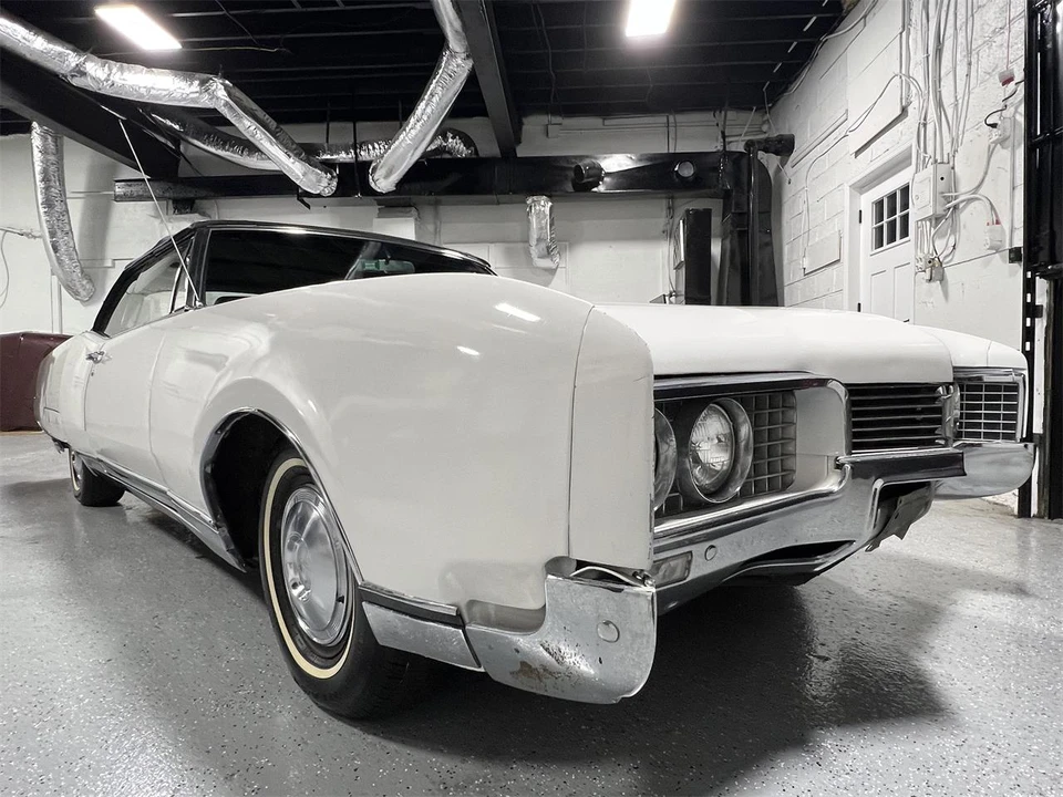 1967 Oldsmobile 98 - Image 7 of 31