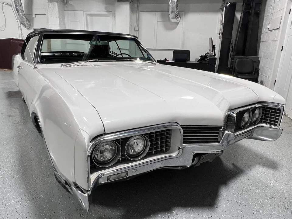 1967 Oldsmobile 98 - Image 10 of 31