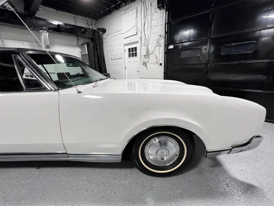 1967 Oldsmobile 98 - Image 12 of 31