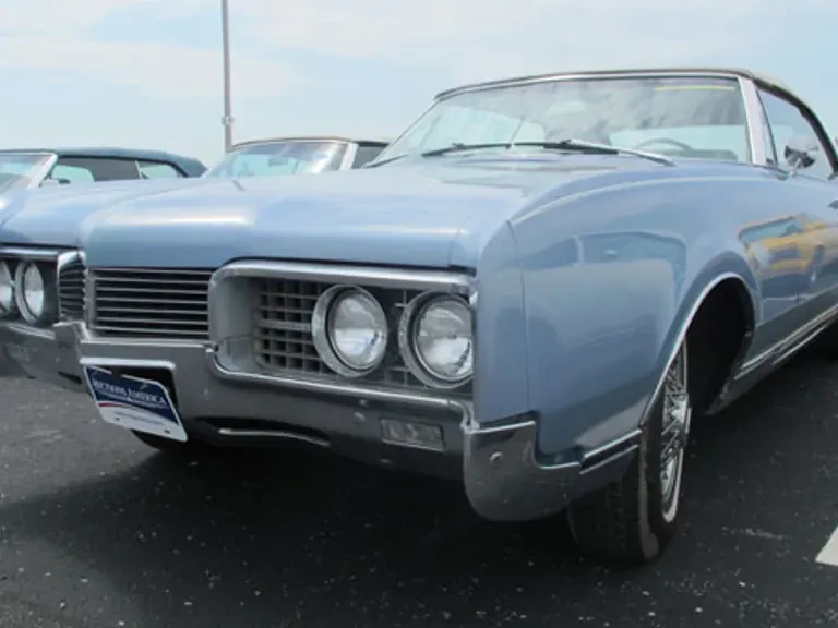 1967 Oldsmobile 98 - Image 2 of 2