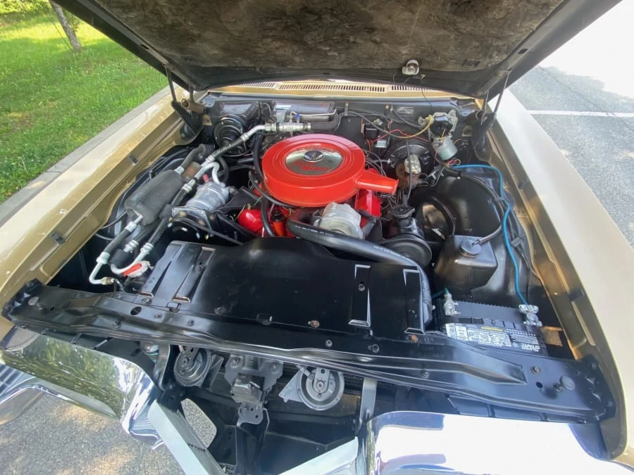 1967 Oldsmobile 98 - Image 11 of 17