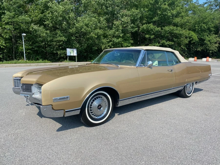 1967 Oldsmobile 98 - Image 4 of 17