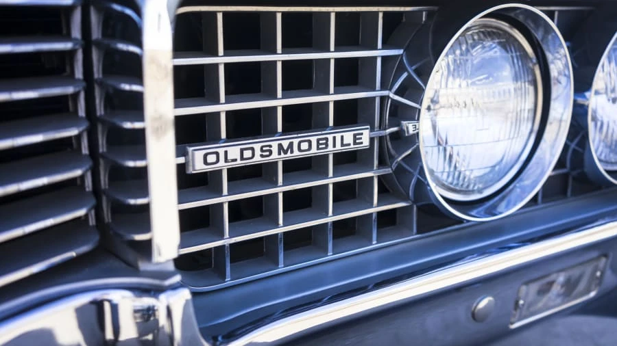 1967 Oldsmobile 98 - Image 11 of 12