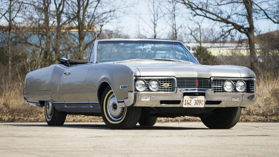 1967 Oldsmobile 98 - Image 12 of 12