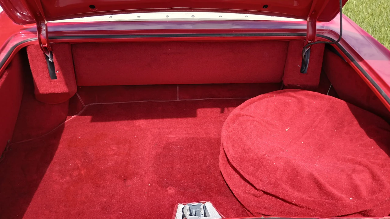 1967 Oldsmobile 98 - Image 10 of 17