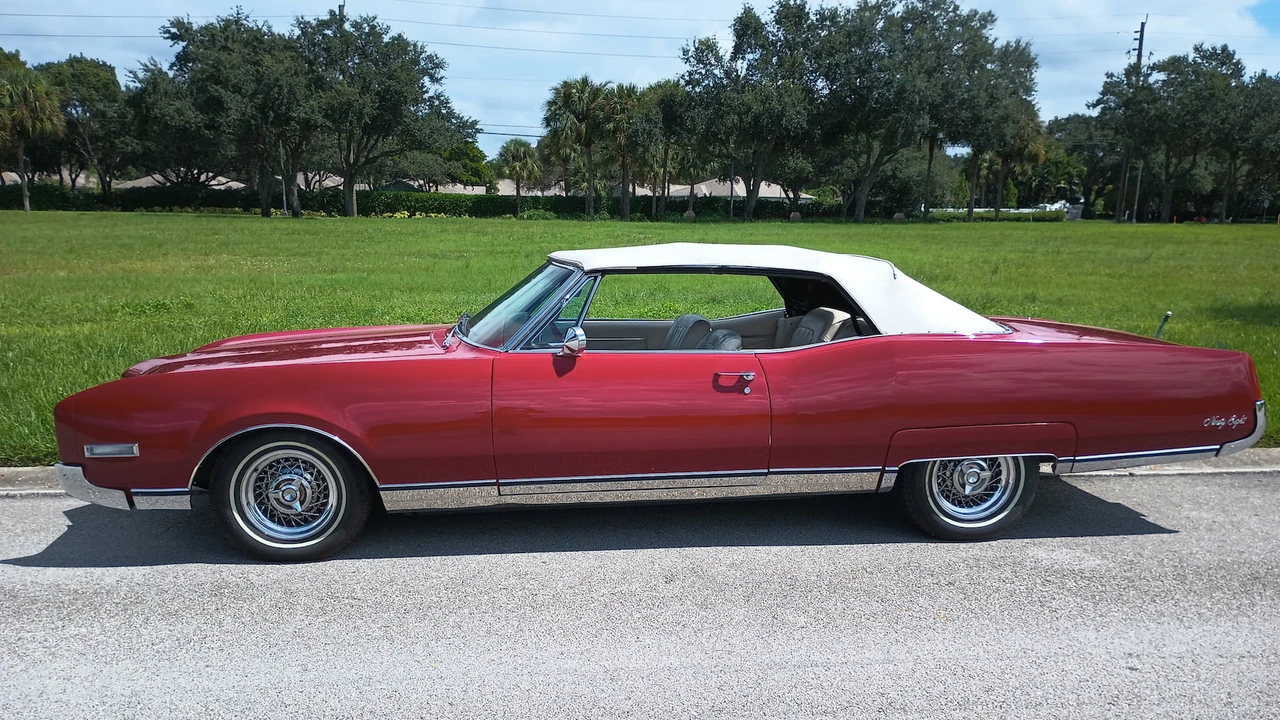 1967 Oldsmobile 98 - Image 16 of 17