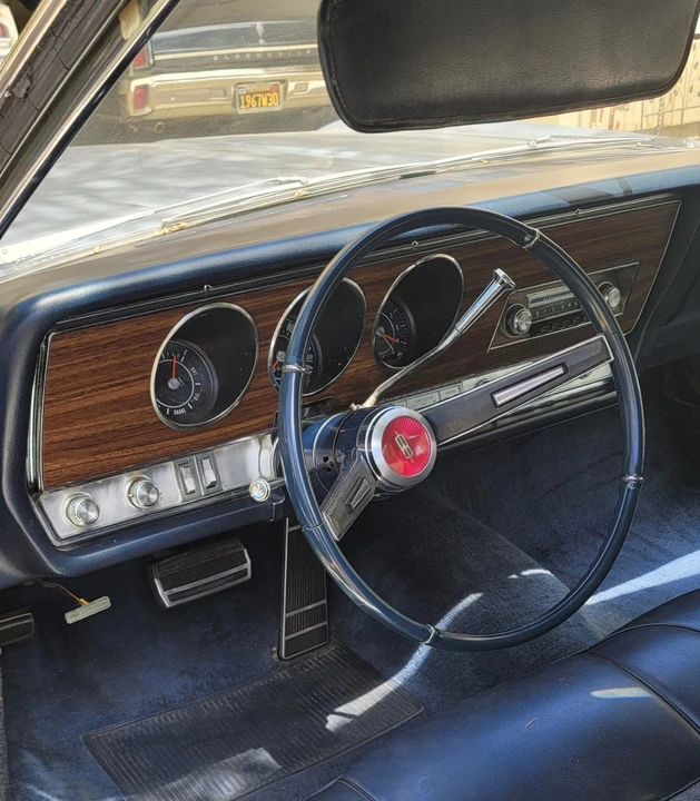 1967 Oldsmobile 98 - Image 30 of 31