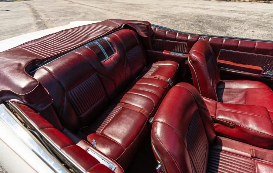 1967 Oldsmobile 98 - Image 26 of 31