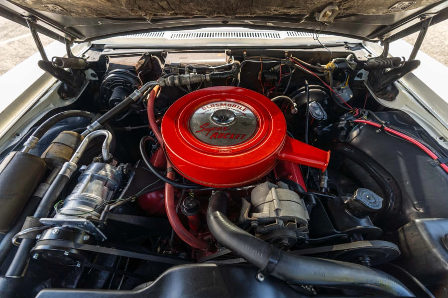 1967 Oldsmobile 98 - Image 27 of 29