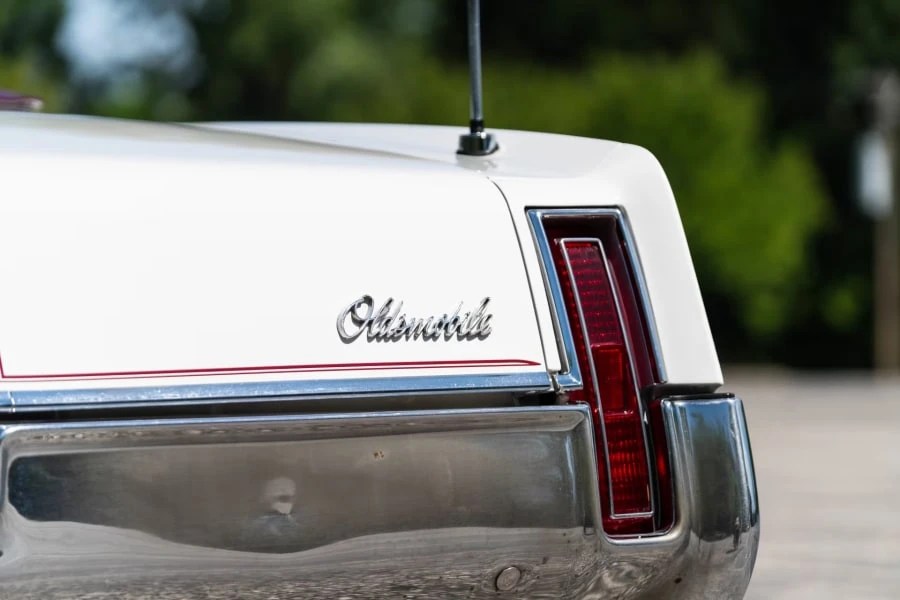 1967 Oldsmobile 98 - Image 12 of 31