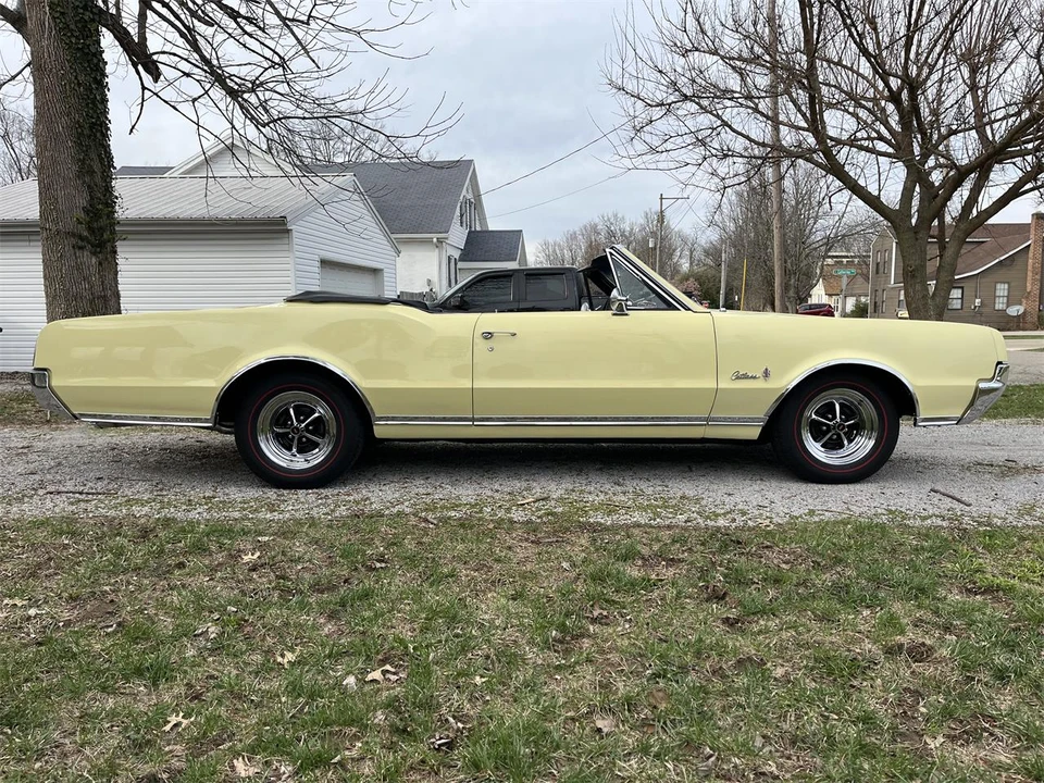 1967 Oldsmobile Cutlass 2nd Gen - Image 4 of 31