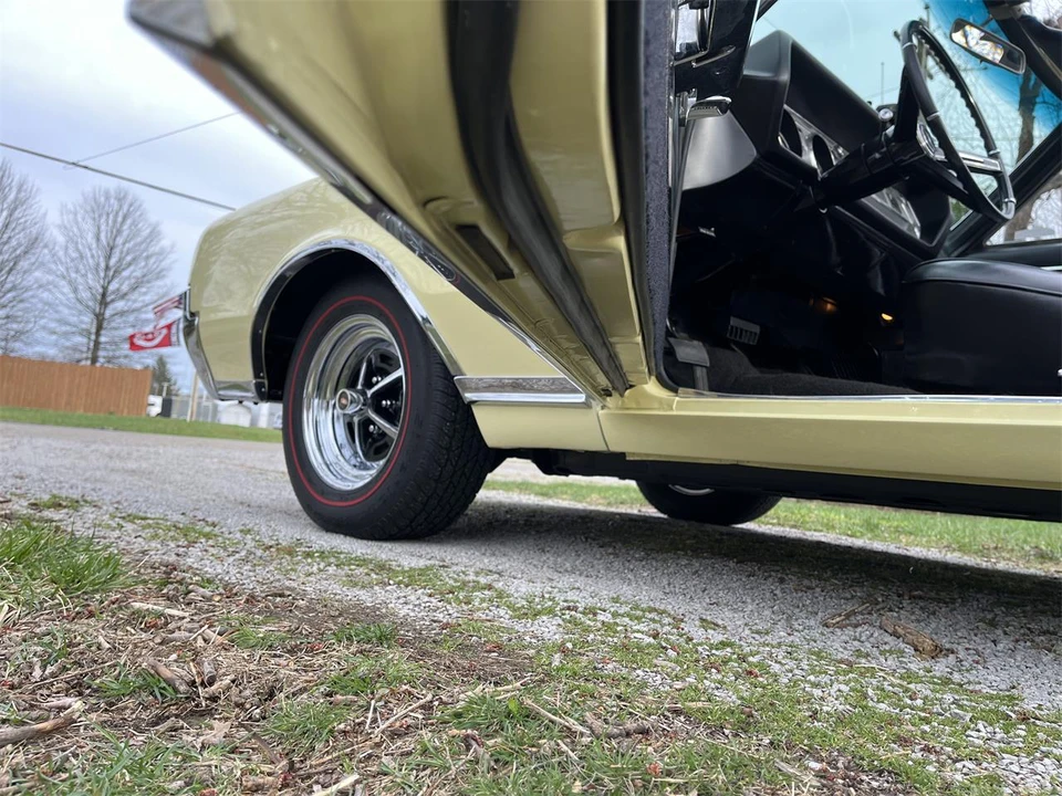 1967 Oldsmobile Cutlass 2nd Gen - Image 8 of 31