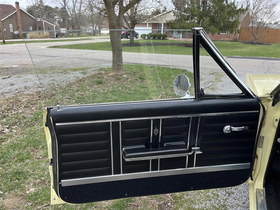 1967 Oldsmobile Cutlass 2nd Gen - Image 15 of 31