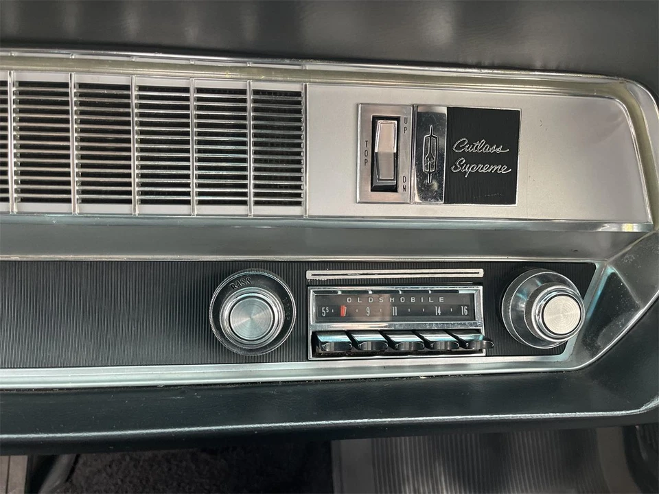 1967 Oldsmobile Cutlass 2nd Gen - Image 16 of 31